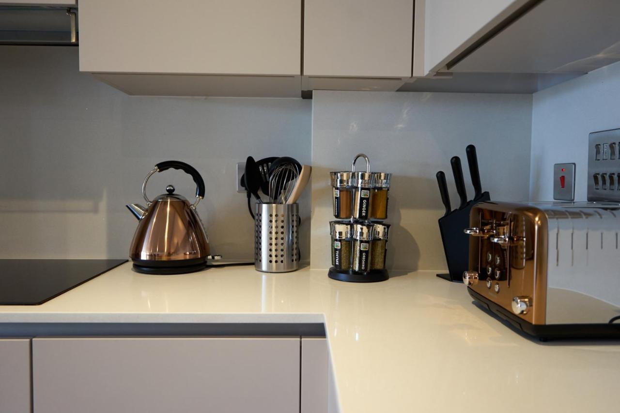 Luxury City Escape Apartments Londra Esterno foto