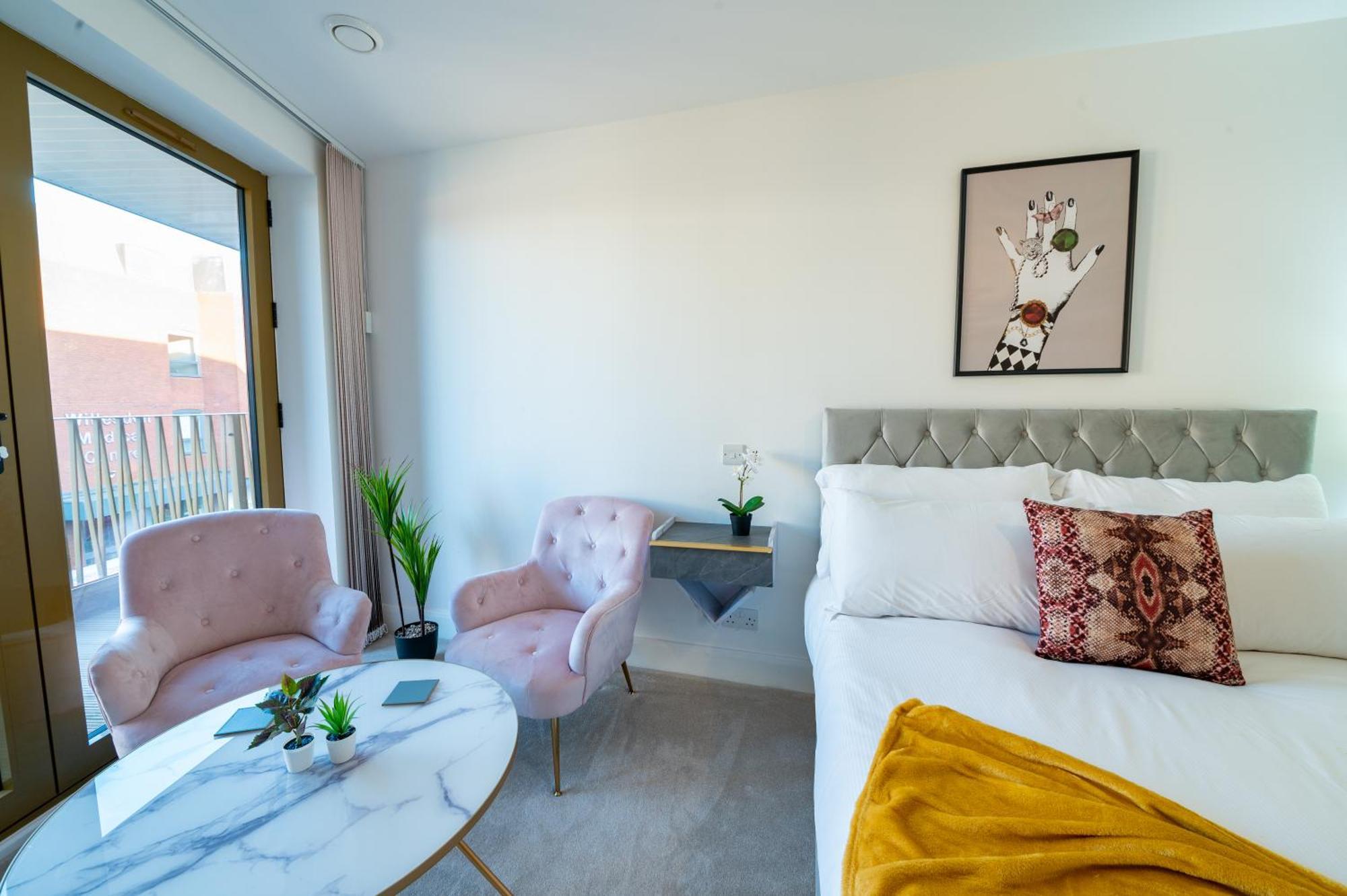 Luxury City Escape Apartments Londra Esterno foto