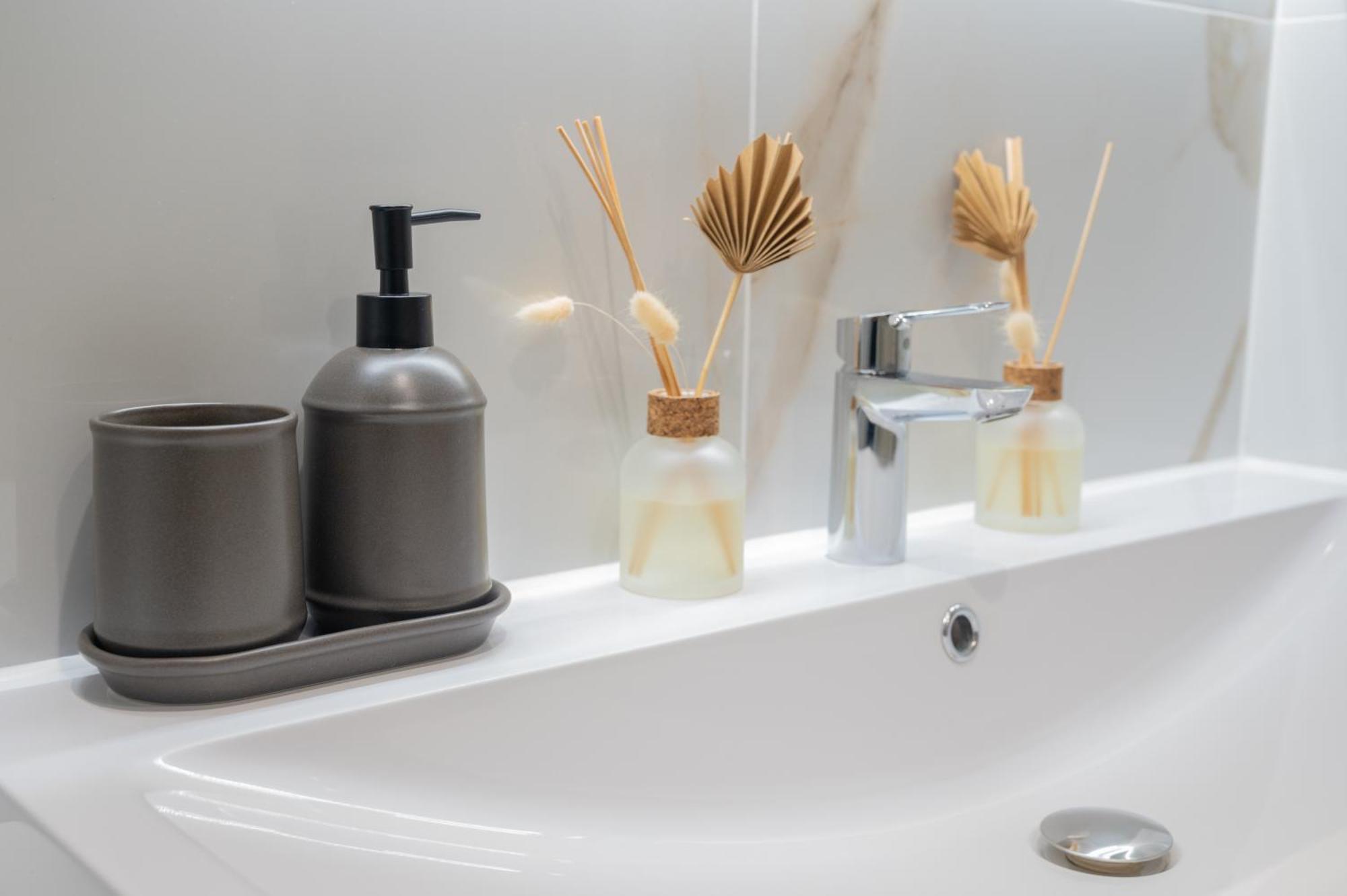 Luxury City Escape Apartments Londra Esterno foto
